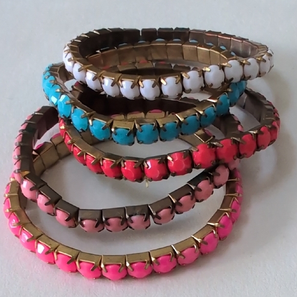 Jewelry - 🌟Colorful Gem-Shaped Bead Women's Bracelets Hot Pink Ones Left?